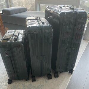 Rimowa Essential Green Luggage Set
